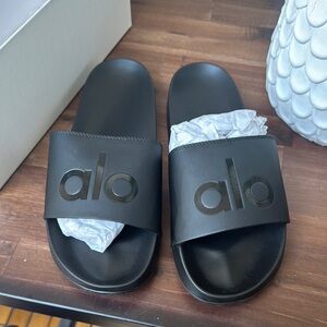 Men’s Alo Yoga Black Slide Sandals size 12